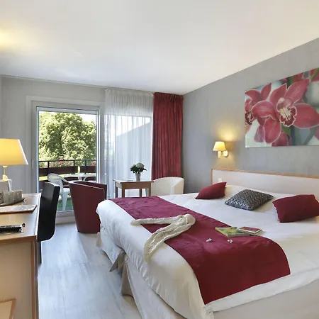 Logis Arc En Ciel Otel 3*