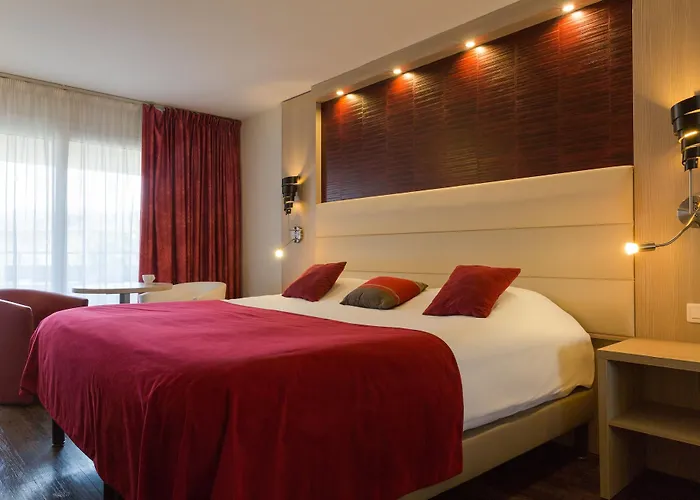 Hotel Logis Arc En Ciel