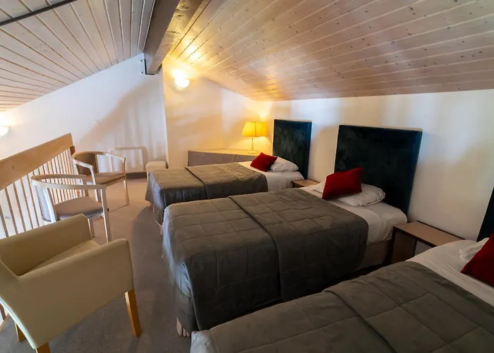 Logis Arc En Ciel Hotel 3*