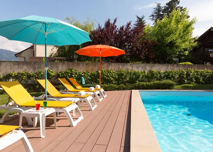 Hotel Logis Arc En Ciel