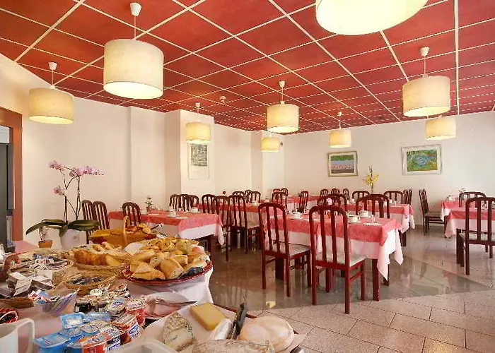 Logis Arc En Ciel 3* Thonon-les-Bains