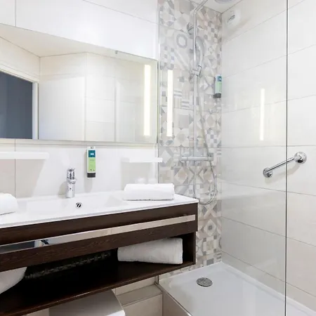 Hotel Logis Arc En Ciel Thonon-les-Bains