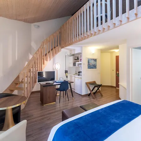 Logis Arc En Ciel Hotel