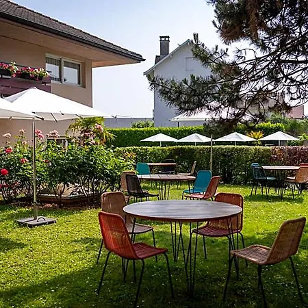 Logis Arc En Ciel Hotel