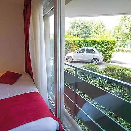 Hotel Logis Arc En Ciel