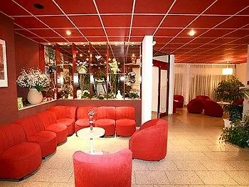 Hotel Logis Arc En Ciel 3*