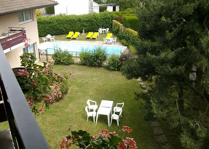 Logis Arc En Ciel Hotel