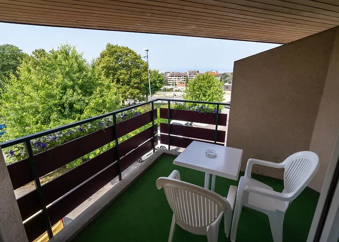 Logis Arc En Ciel 3* Thonon-les-Bains