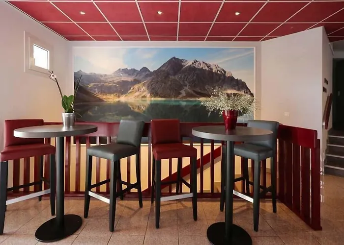 Logis Arc En Ciel Hotell 3*